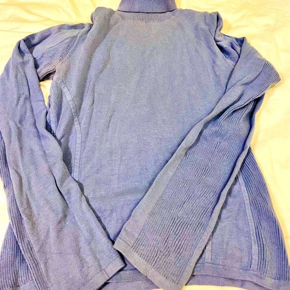 Express Stretch Turtleneck, blue/ gray, size Medium - Picture 5 of 5